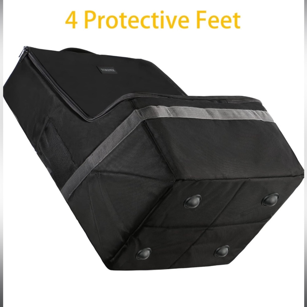 Excellent Condition Car Seat Carrier Bag, fits infant and toddler car seats.